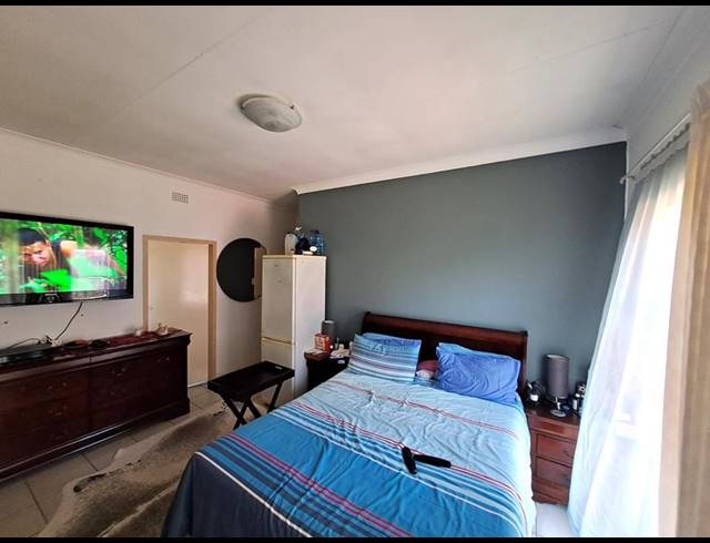 4 BEDROOM HOUSE FOR SALE IN SYMHURST